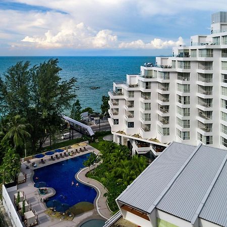 Doubletree Resort By Hilton Hotel Penang Batu Feringgi Exterior foto