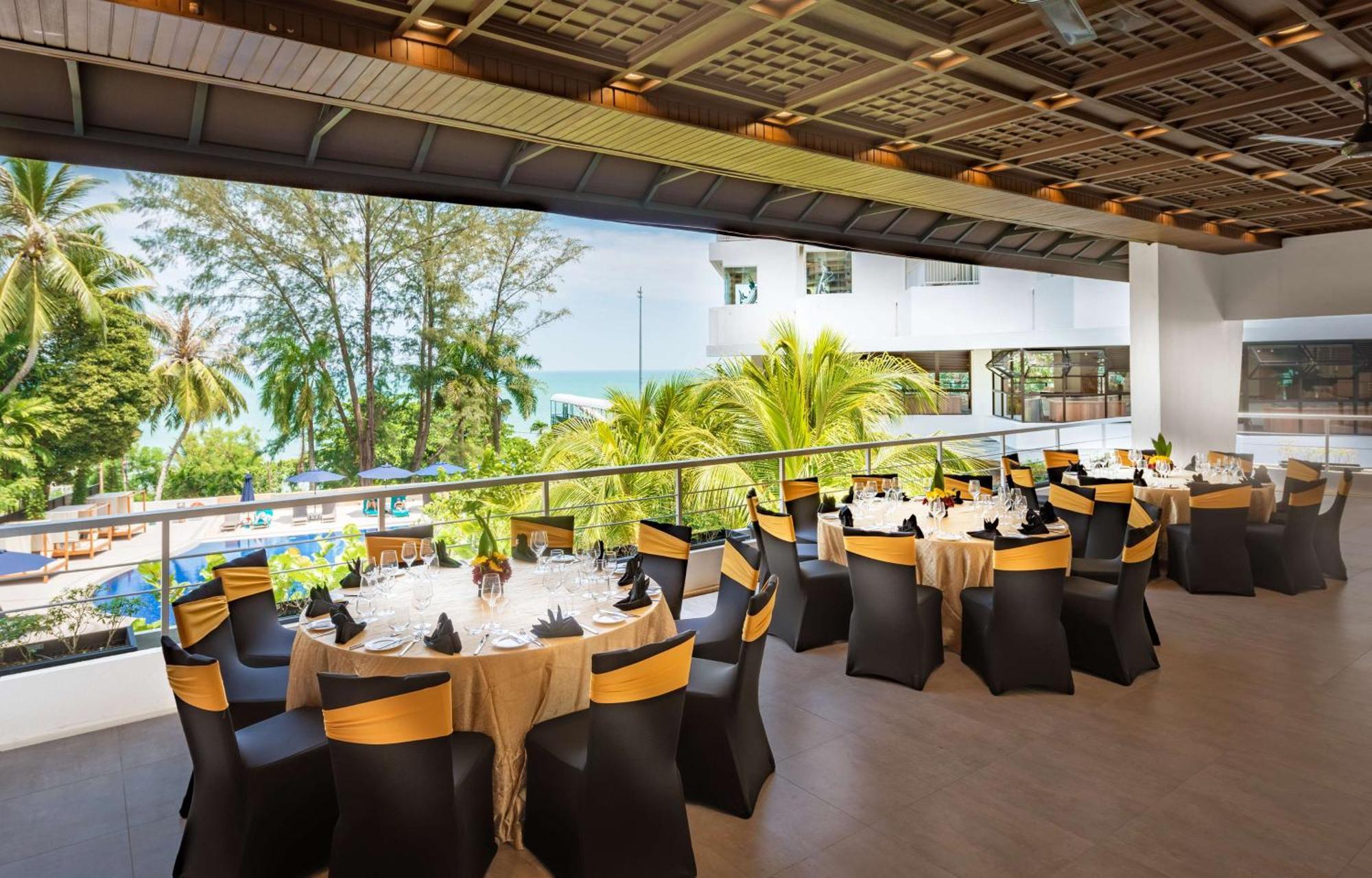 Doubletree Resort By Hilton Hotel Penang Batu Feringgi Exterior foto