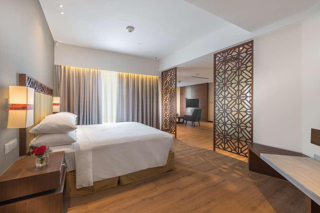 Doubletree Resort By Hilton Hotel Penang Batu Feringgi Cameră foto
